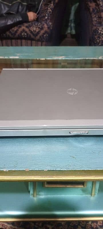 hp laptop available for sale in good condition 5