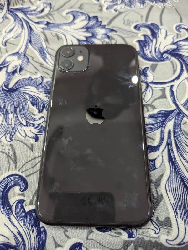 iphone 11 64GB Factory Unlocked Sim working 1