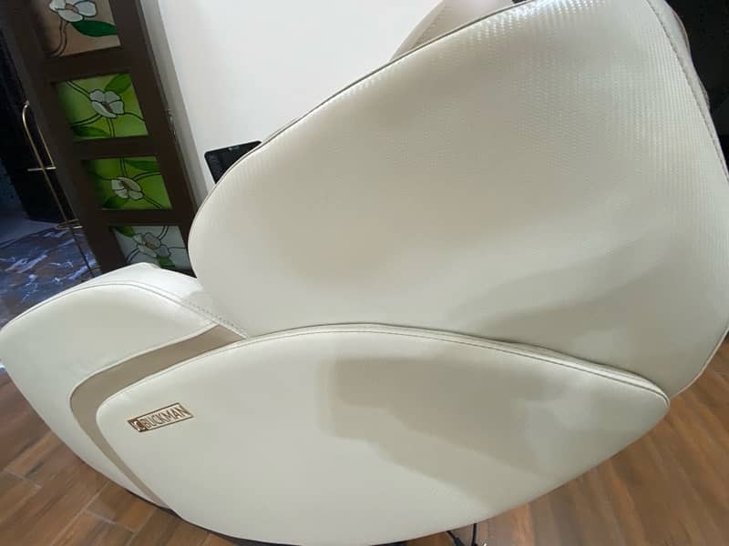 JC Buckman Massage chair for sale / Massager Chair 2