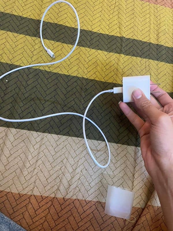 apple iphone 100 original charger 20 watt with org cable . . . . 1