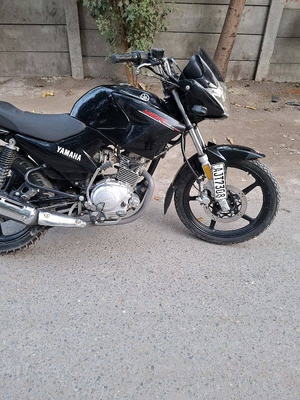 ybr 125 all ok lush condition 2020 model punjab number 11