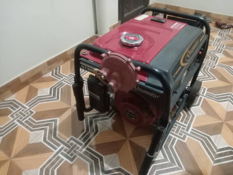 Powerful 3KV Generator in Excellent Condition! 5