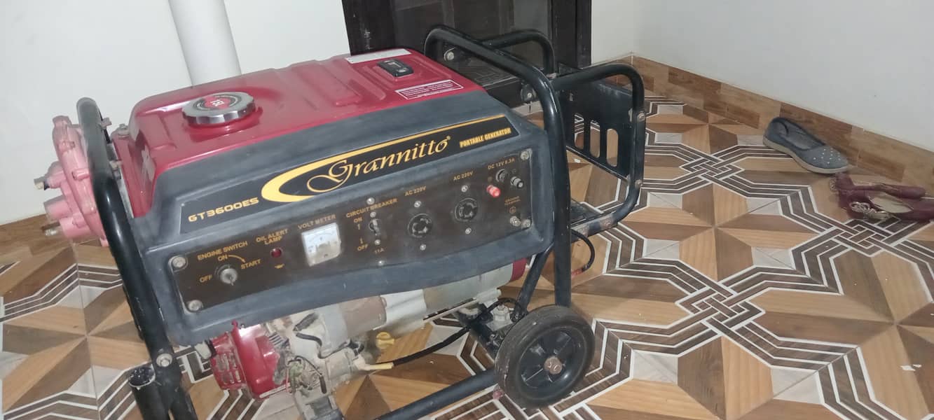 Powerful 3KV Generator in Excellent Condition! 7