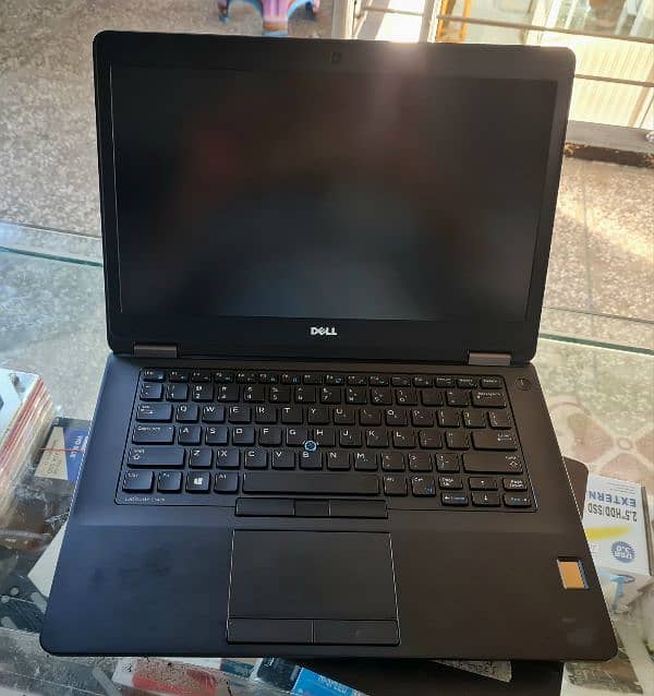 Dell 6th Gen Touchscreen 8gb/256 GB SSD 1