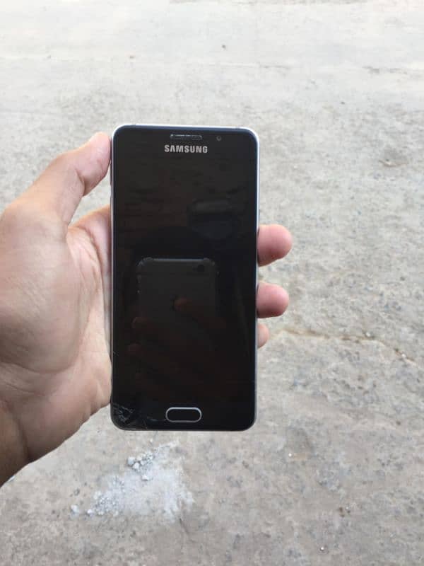 Samsung Galaxy a3 for sale read my ad WhatsApp 03207457155 4