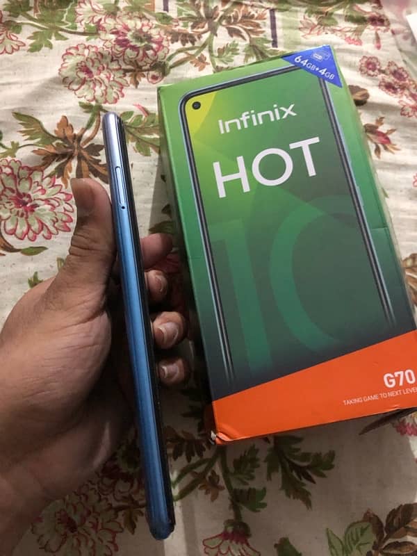 Infinix Hot 10 (Mint Condition) 4