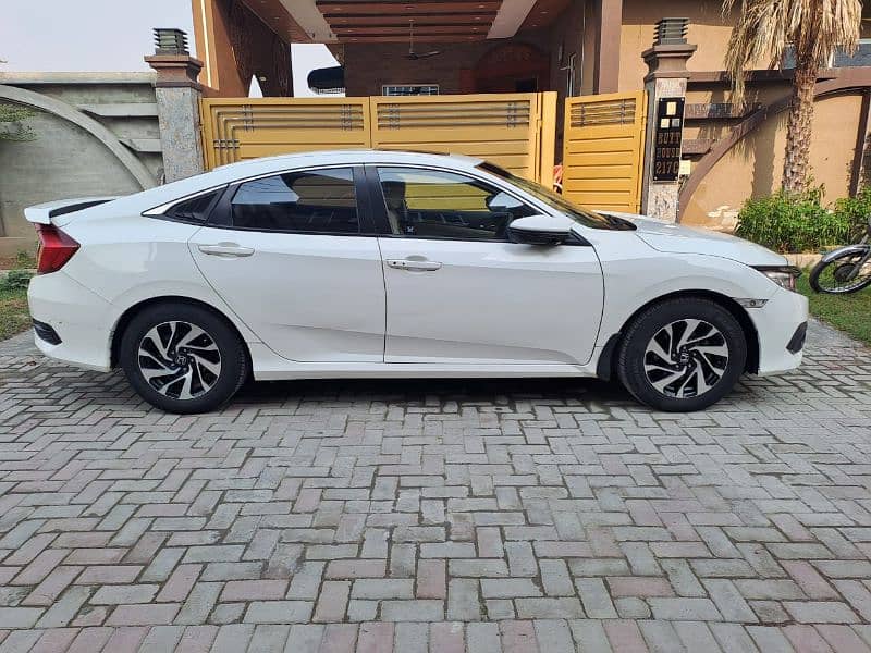 Honda Civic Oriel 2017 1.8 6