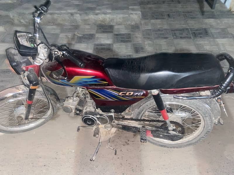 Honda CD 70 bike 2021 model in normal price !! 3