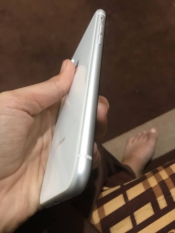 IPhone XR (Non Pta) 3