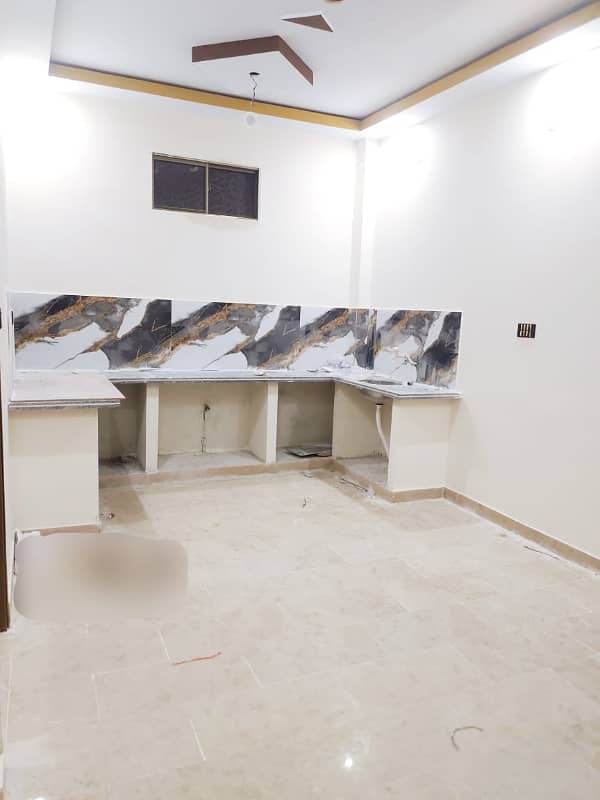 Brand New 2 Bed Drawing Lounge Nazimabad 3F 0