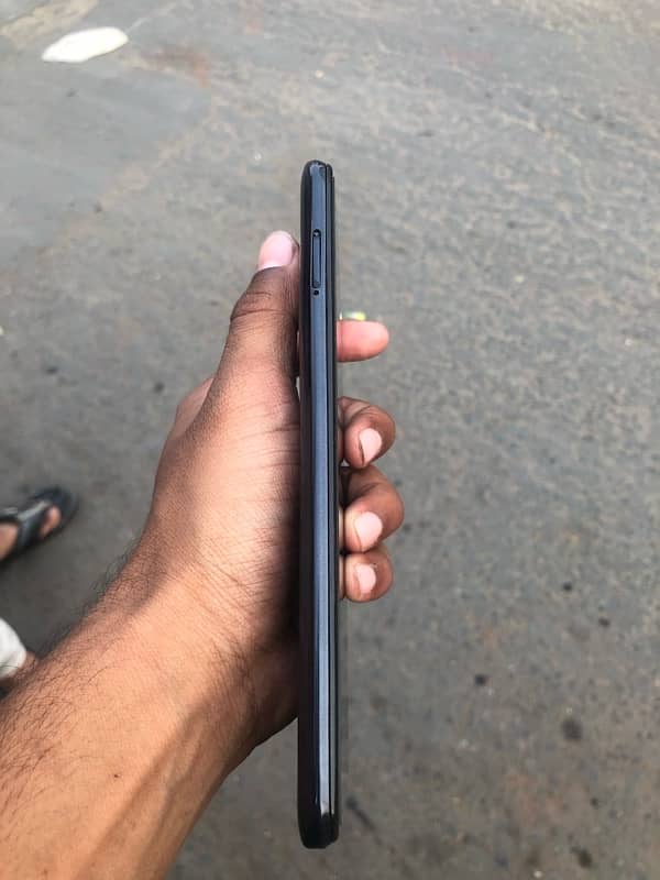 Infinix hot 9 play 64 gb condition 10by9 3