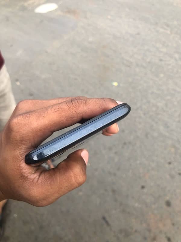 Infinix hot 9 play 64 gb condition 10by9 4