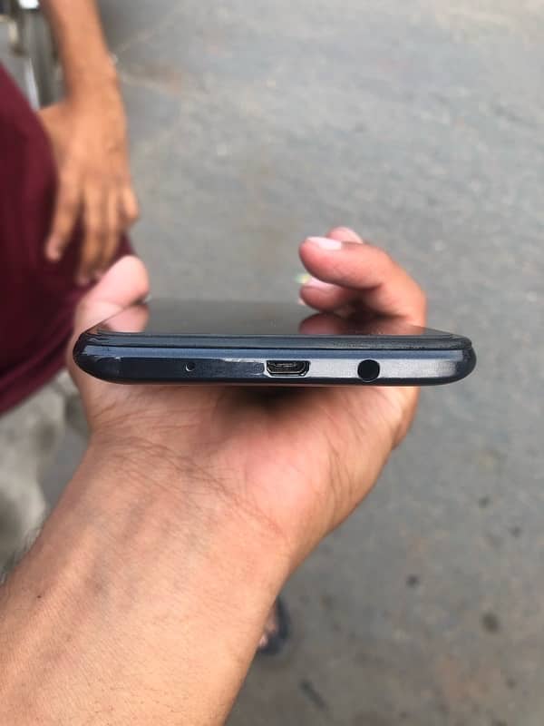 Infinix hot 9 play 64 gb condition 10by9 5