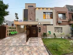 10 Marla Architect Designer house for sale hot location