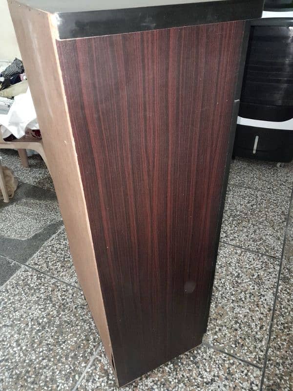 medium size cupboard 6