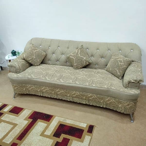 5 seater sofa with chinyoti dewan 3