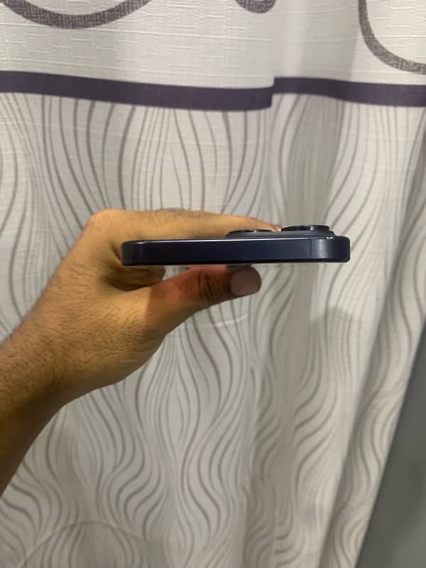 iPhone 15 Pro Max 256GB JV 5