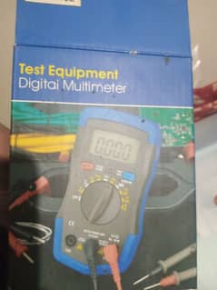 digital capactience  meter