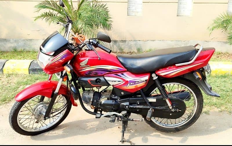 Honda pridor 100cc 2014 1