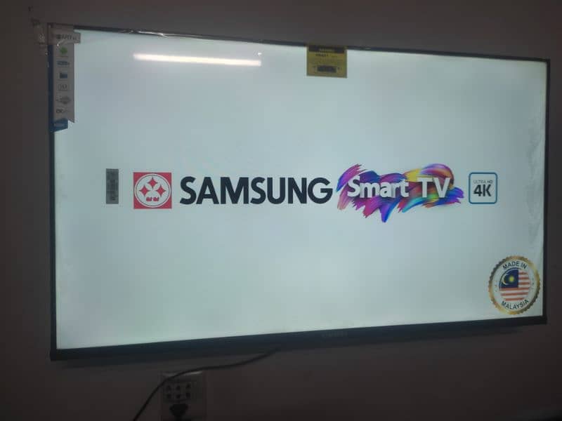 Samsung Android Lcd IPS display urgent sale size 43 inches 0