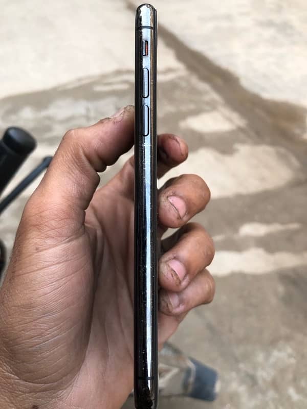 iPhone X PTA approved 4