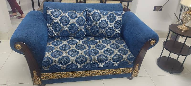 6 Seater Sofa Set with Center table 0