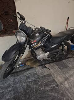 ybr 125 G all ok 2019 kay 9 month ki hai all ok