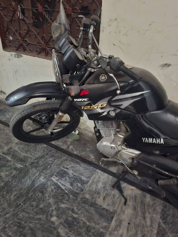 ybr 125 G all ok 2019 kay 9 month ki hai all ok 2