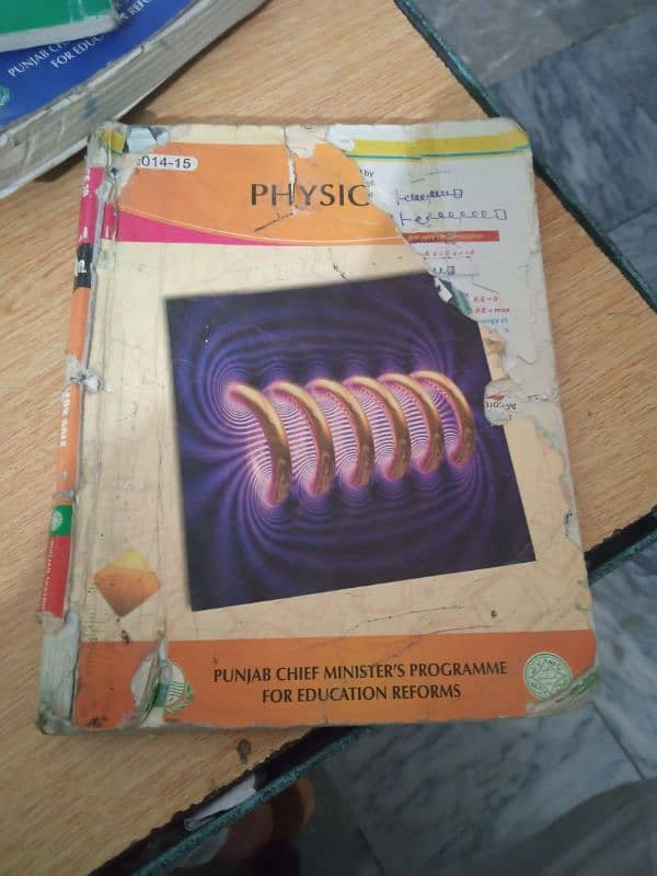 10 Class Books Math,Physics,islamiyat,pak study,English 4