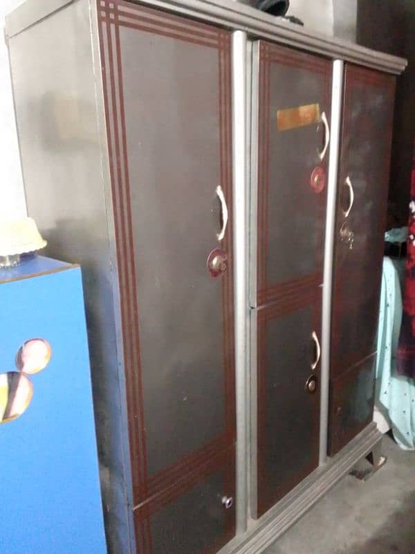 3 door iron safe alamri 2