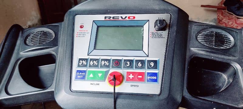 Revo American Running Machine 3