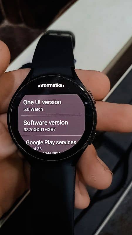 Samsung Galaxy Watch 4 44mm Condition 10/10 3