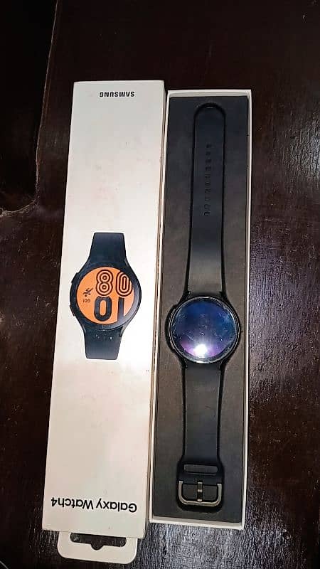 Samsung Galaxy Watch 4 44mm Condition 10/10 8