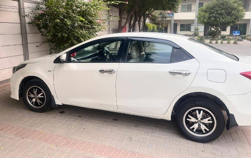 Toyota Corolla XLI 2016 1