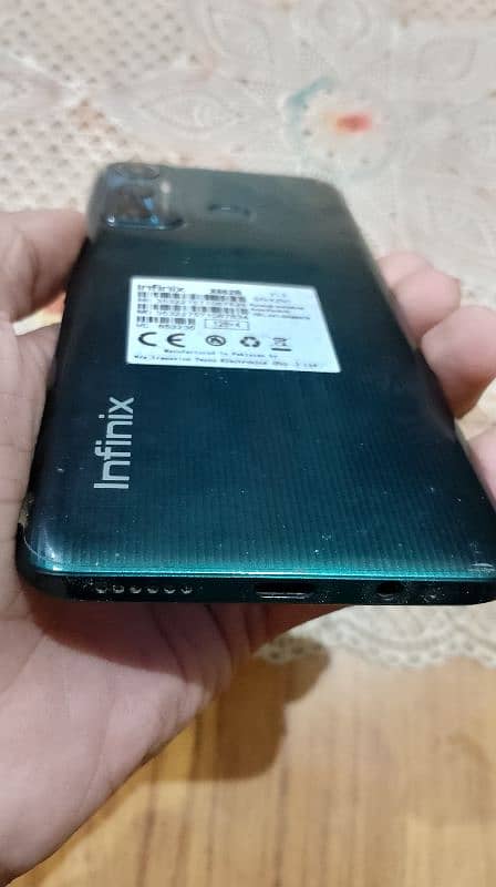 Infinix hot 11 4/128 3