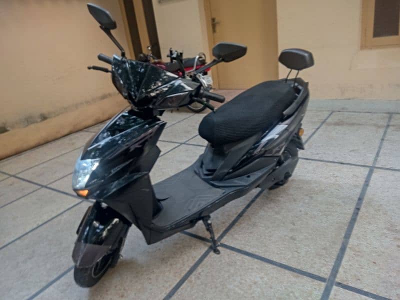 Electric scooty 1500W 3