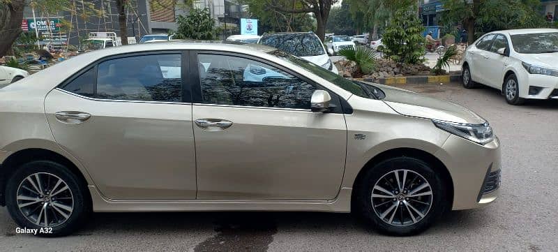 Toyota Altis Grande 2019 4