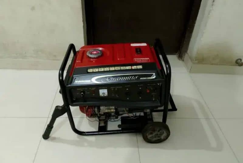 For Sale 3.5 Kv 5 Month used  Engine Pack moter copper 100% 2