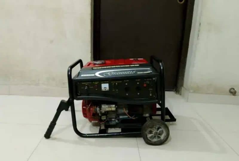 For Sale 3.5 Kv 5 Month used  Engine Pack moter copper 100% 4