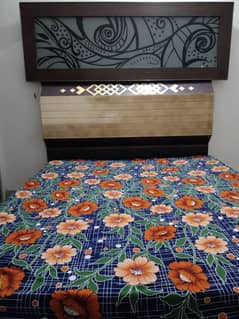 wooden bed for sell