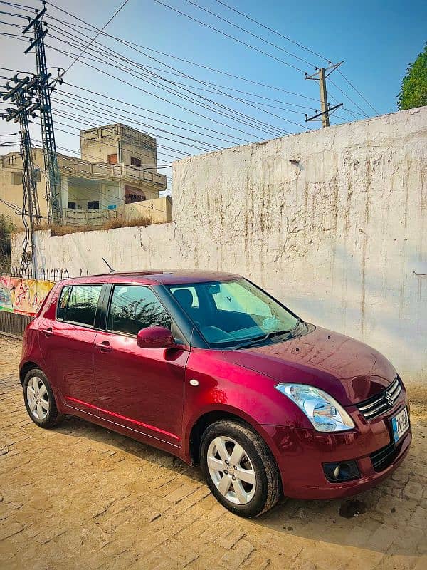 Suzuki Swift 2013 1.3 dlx 1