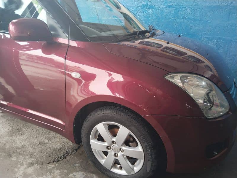 Suzuki Swift 2013 1.3 dlx 9