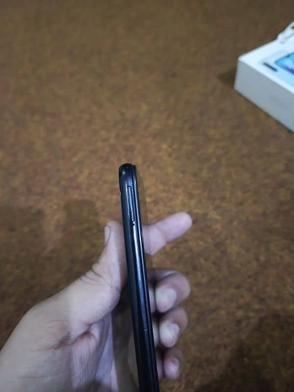 Redmi note 8 With box & Accessories 3