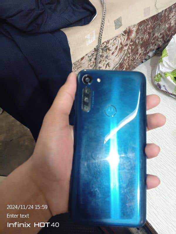 MOTOROLA MOTO G8 POWER 4