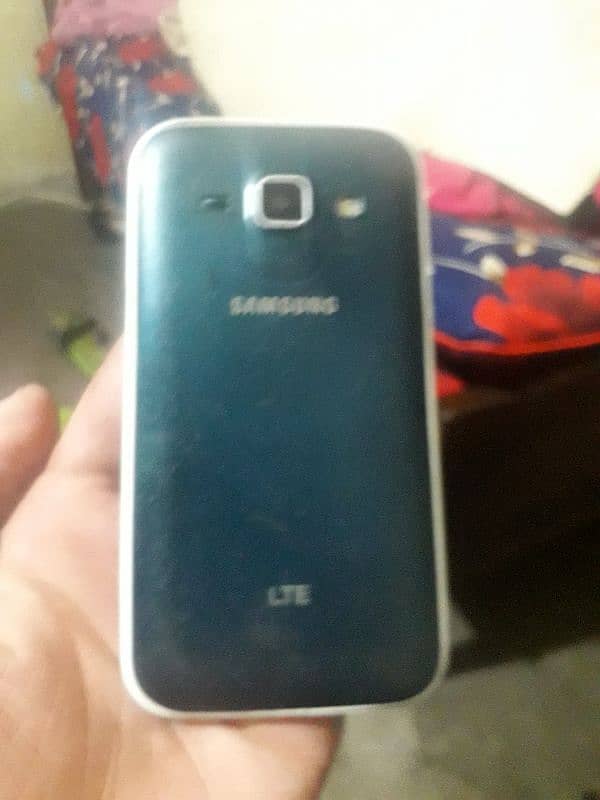 Samsung Galaxy j1 1