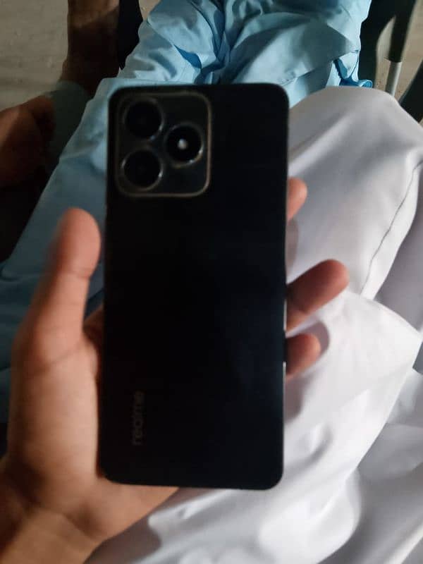 Realme C53 1