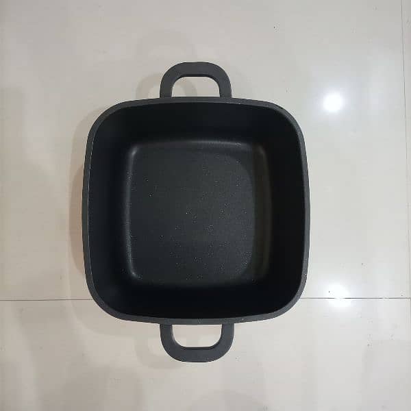 non stick grill pan and pots 2