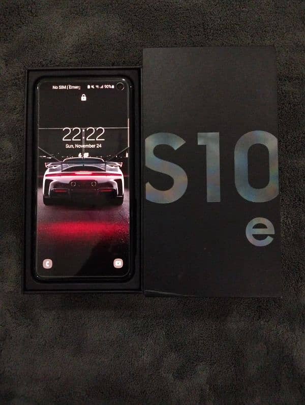 Samsung s10e 6/128 Gb (EU model) 0