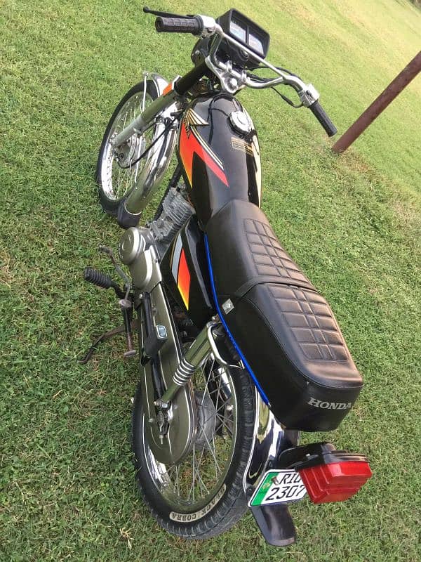 Old model Honda 125 brand New condition03119046336 1