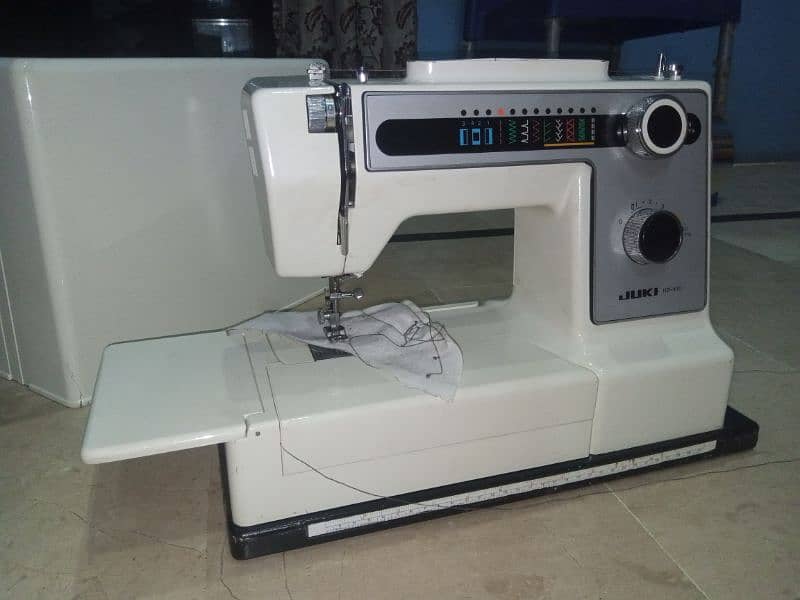 Juki sewing Machine 12